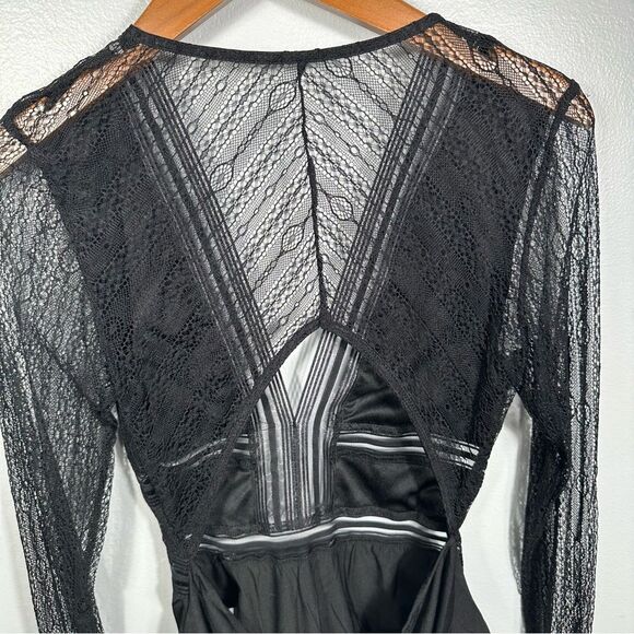 Lulu’s Casita Black Sheer Lace Long Sleeve Bodysuit Size Medium Sexy Party Club - Picture 14 of 16